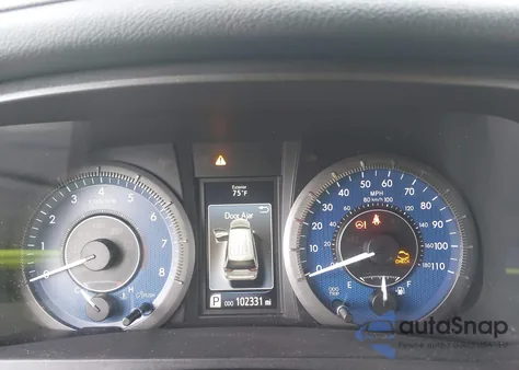 2015 Toyota Sienna Xle Premium 8 Passenger from USA, damaged, VIN 5TDYK3DC2FS635679